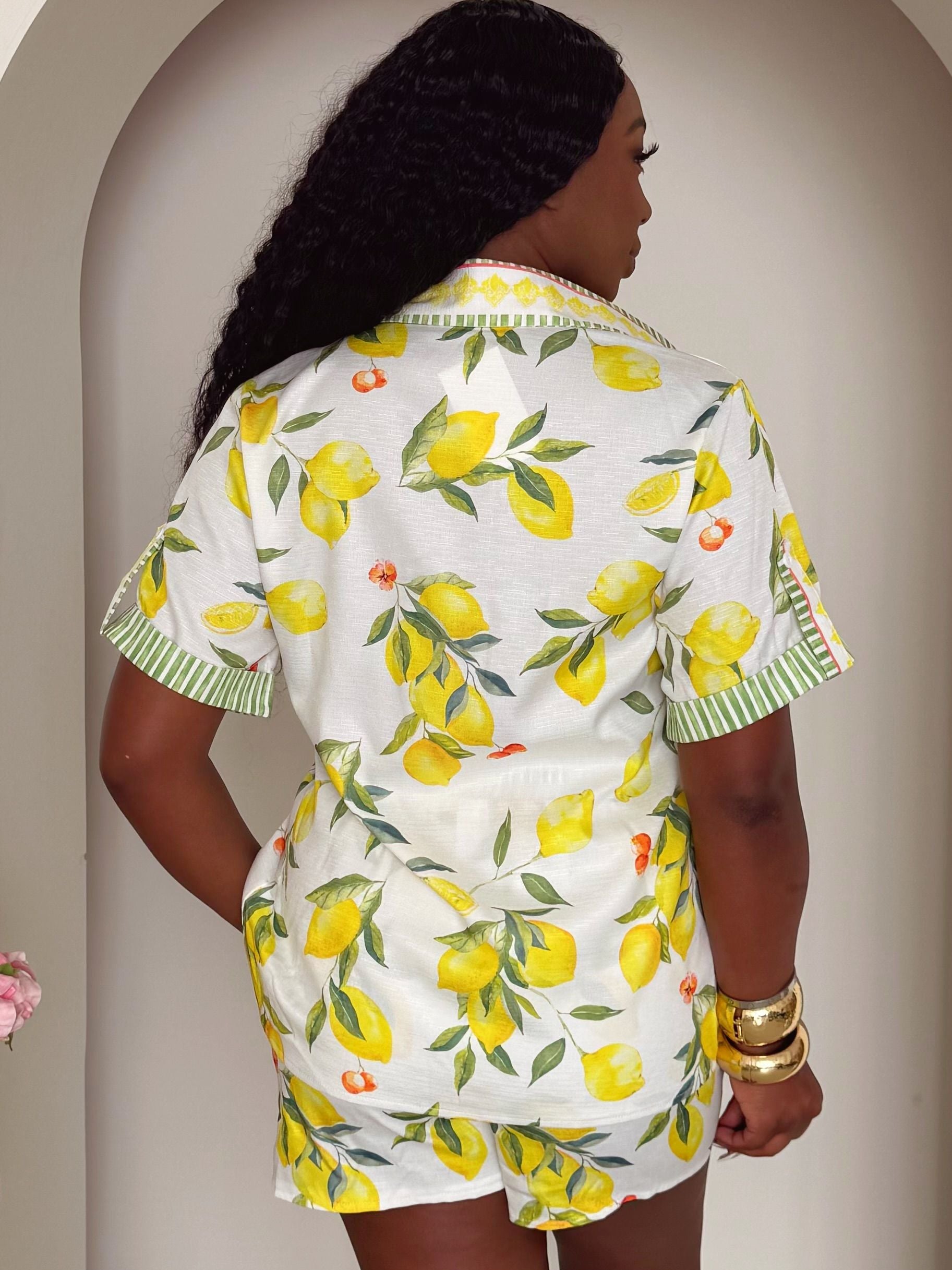 Citrus shirt and shorts for resort style