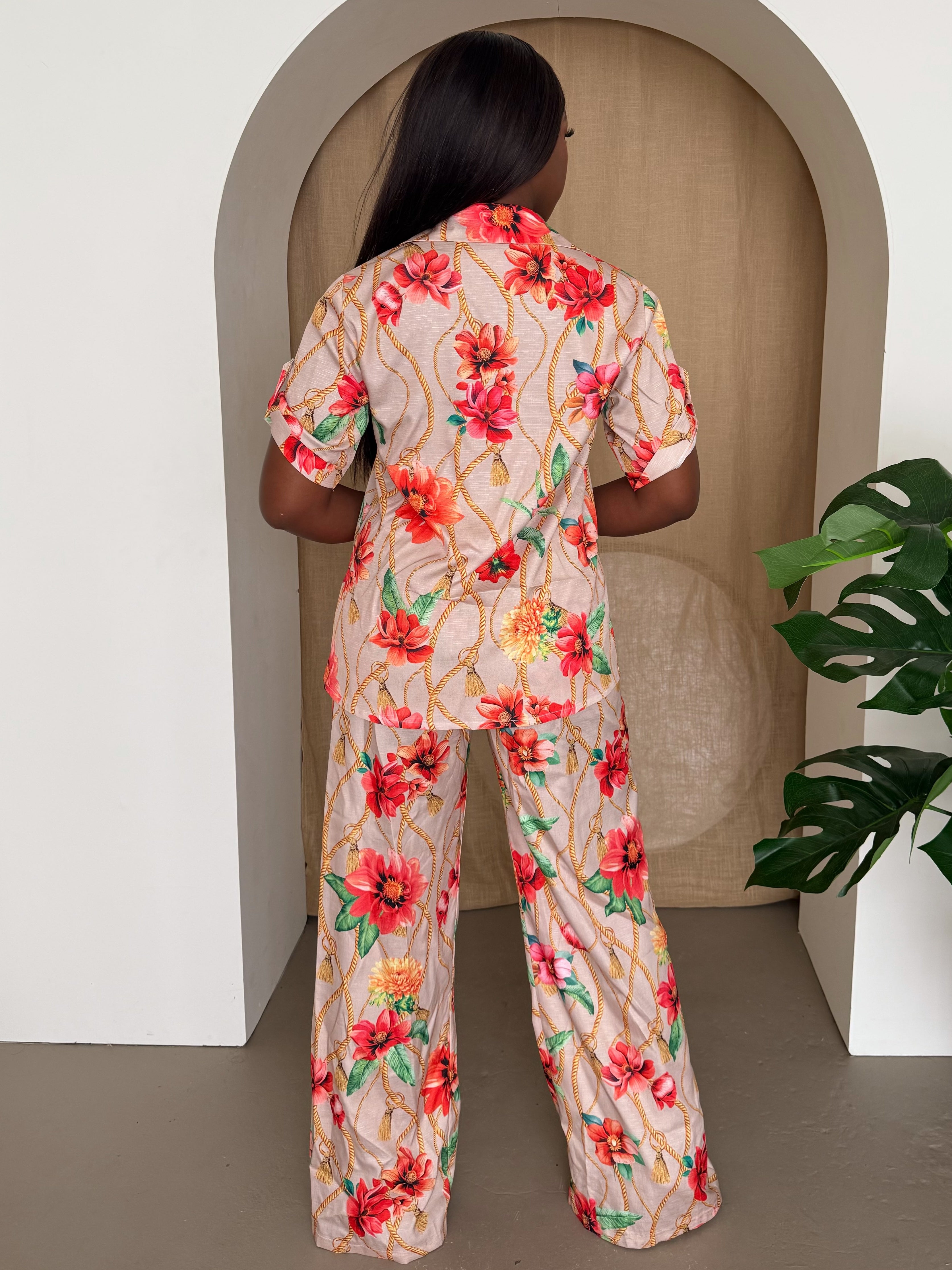 Bloom & Bold ResortWear – Luxe Floral Chain Print Shirt and Wide-Leg Pant Set