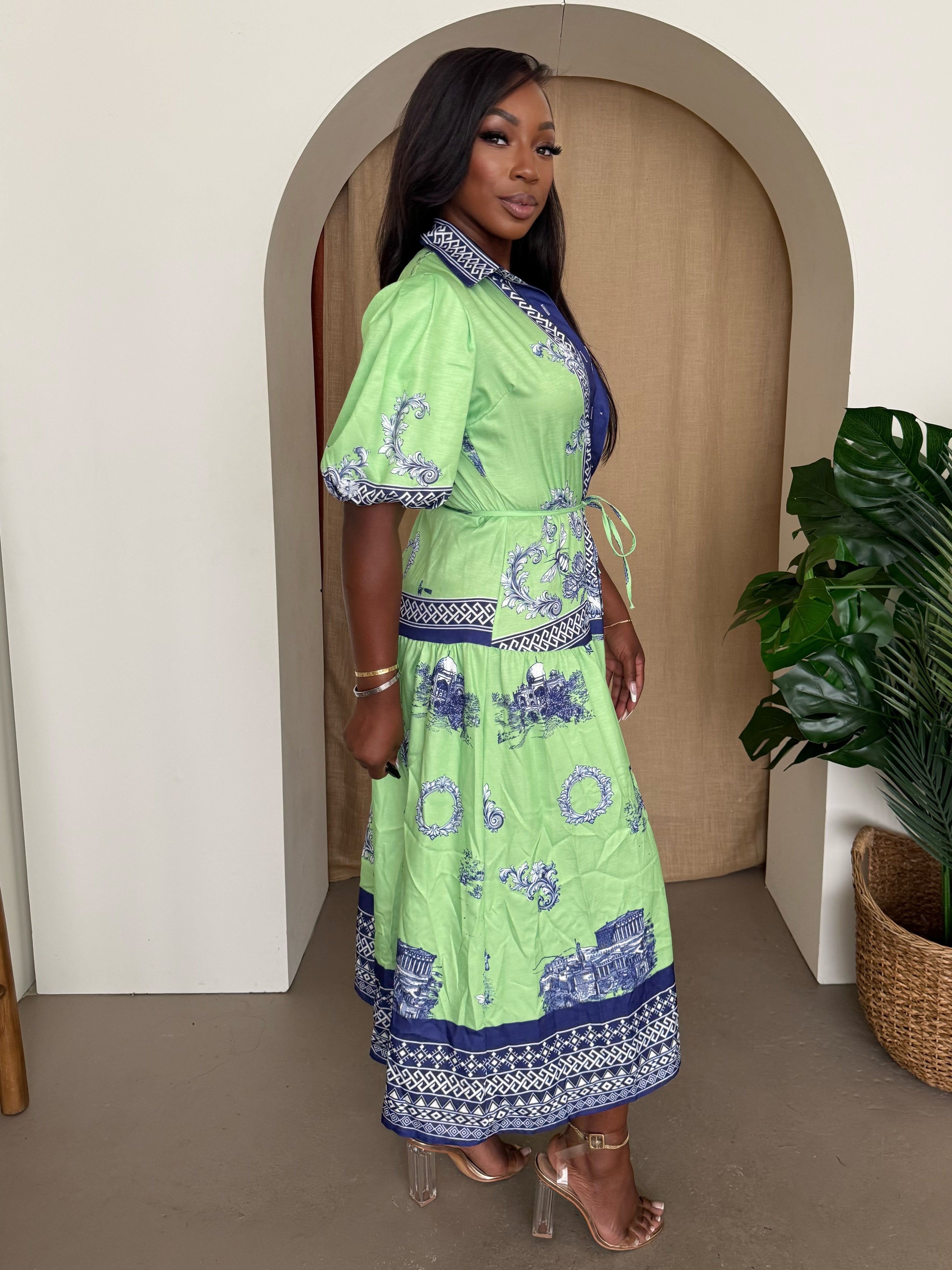 Riviera-Inspired Elegance – Green and Navy Collared Shirt Dress for Summer Getaways