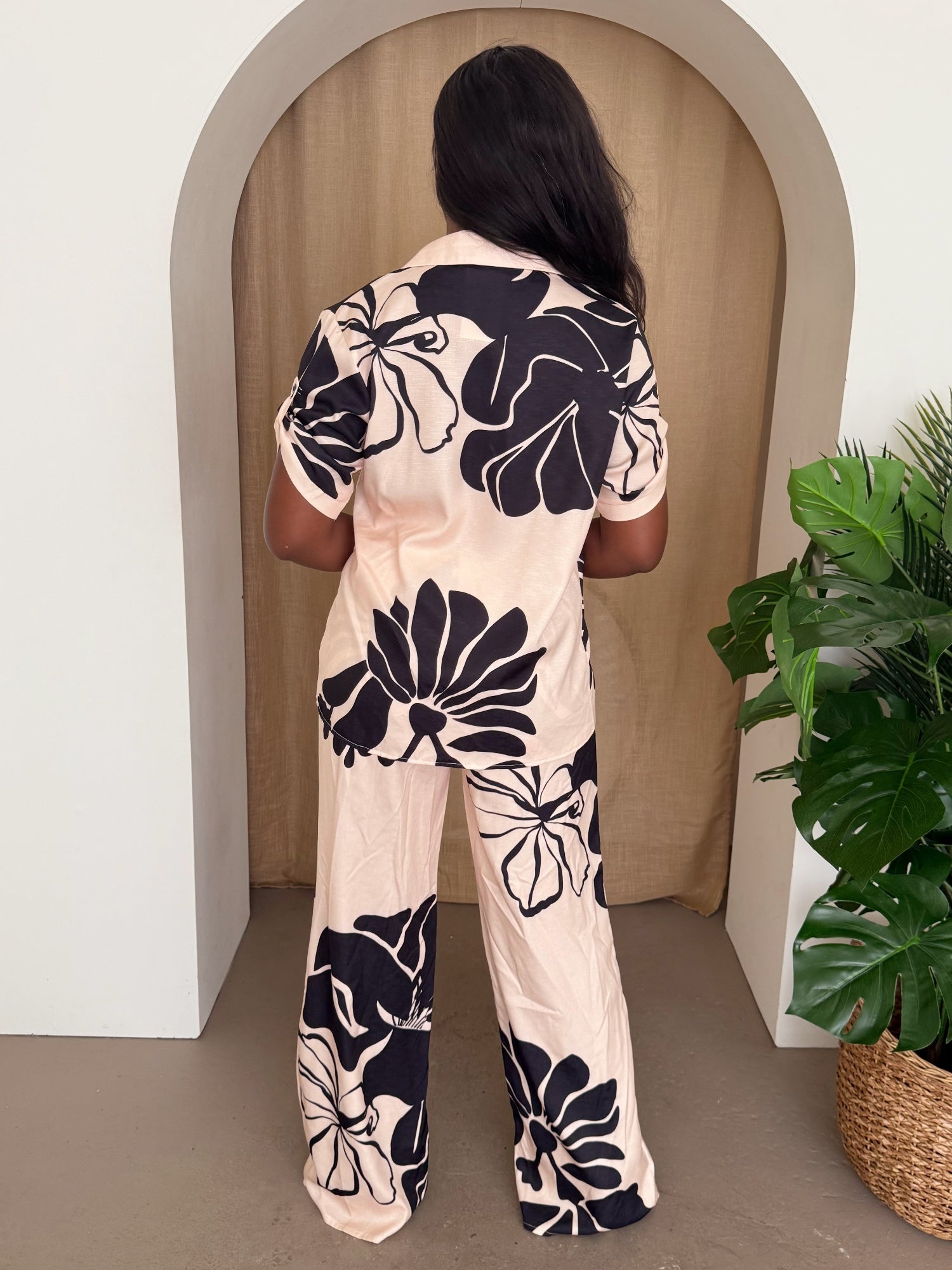 Island Bloom – The Printed Co-ord Set for Relaxed Resort Elegance